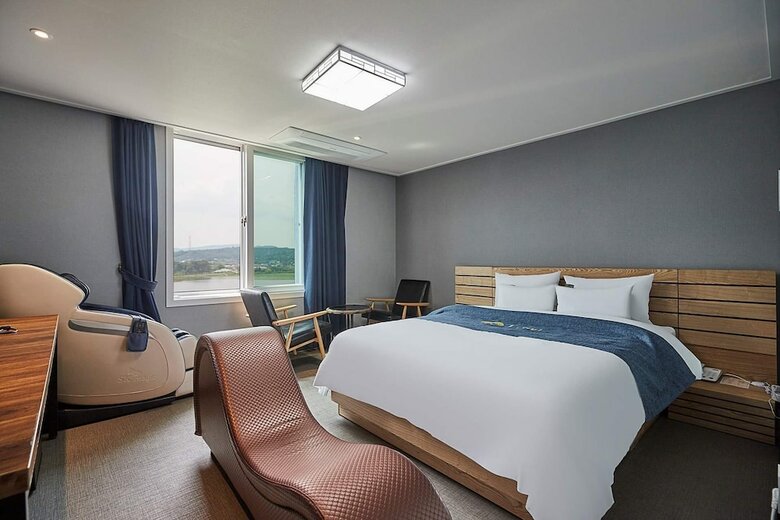 Gloa Hotel