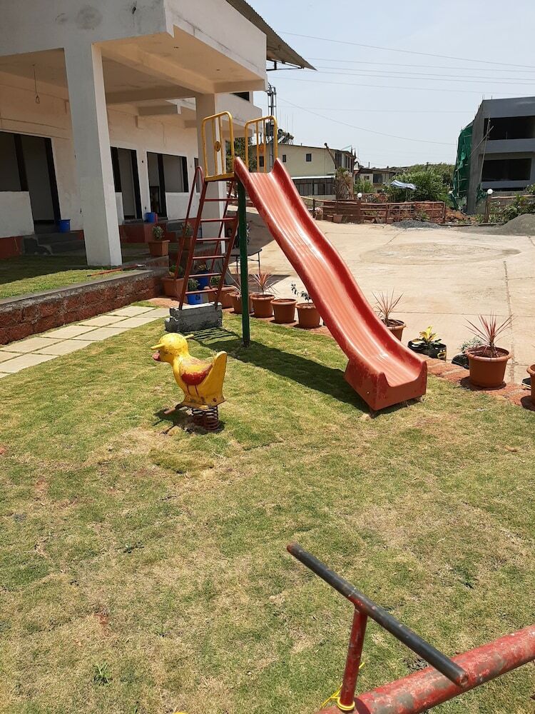 Hotel Lake Paradise Mahabaleshwar