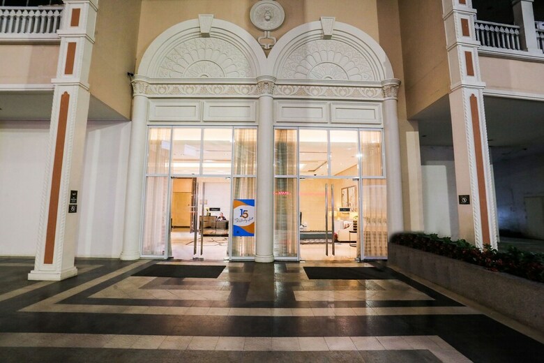 Hotel Oyo 260 The Venice Luxury Residences