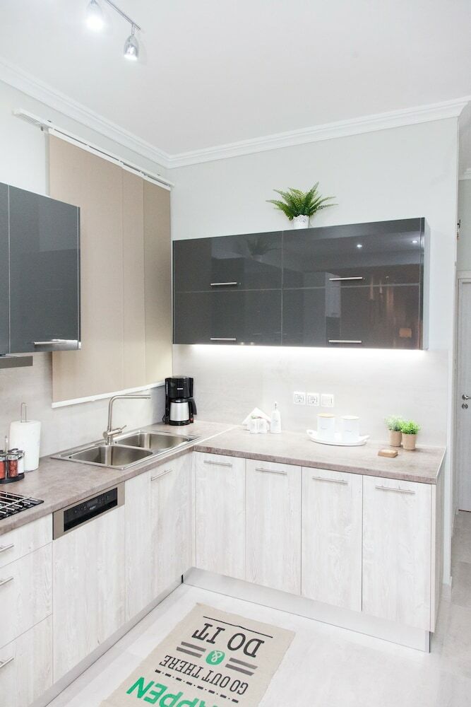 Beautiful And Cozy Apartment In Piraeus