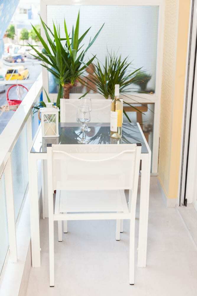 Beautiful And Cozy Apartment In Piraeus