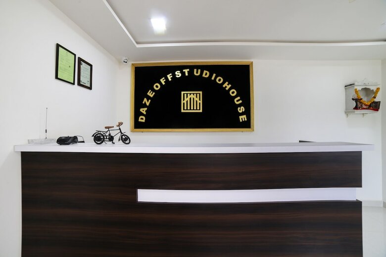 Hotel Oyo 46244 Daze Off Studio House