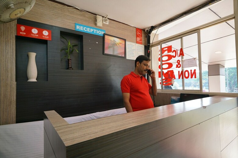 Hotel Oyo 4280 The City Gate Residency
