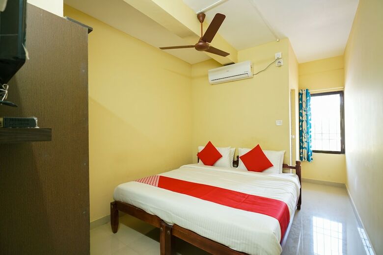 Hotel Oyo 4280 The City Gate Residency