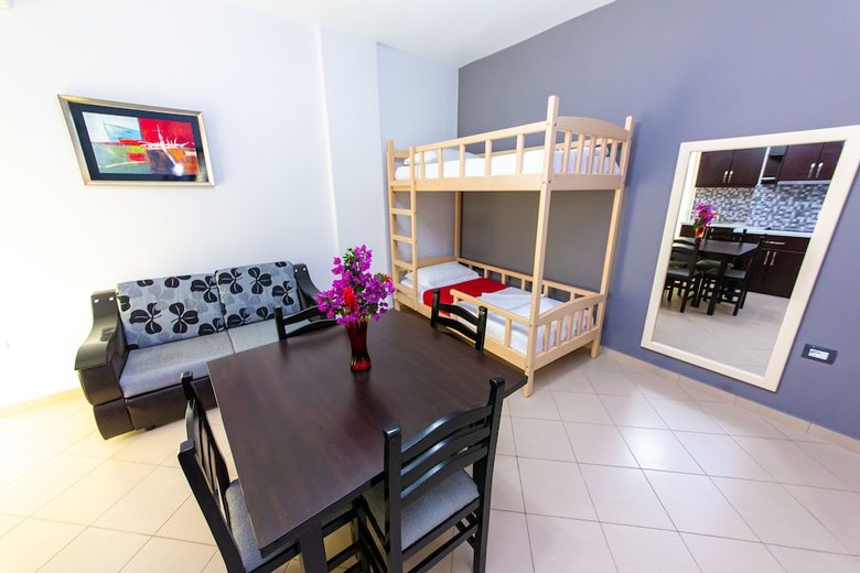 Hotel Dclub Villa Qendra Village