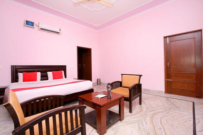 Hotel Oyo 38009 The Sai Villa