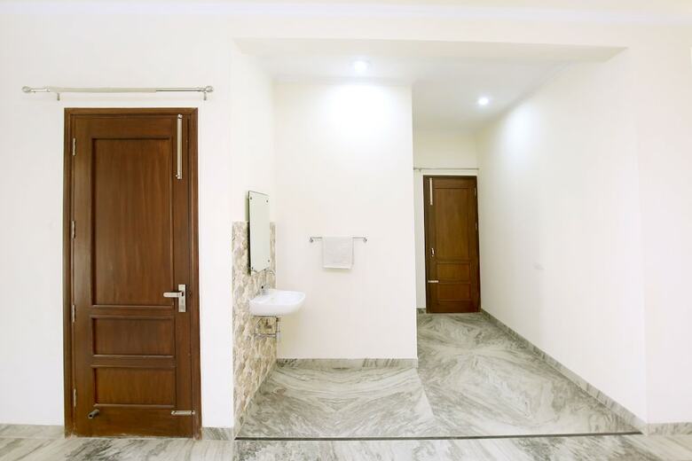 Hotel Oyo 38009 The Sai Villa