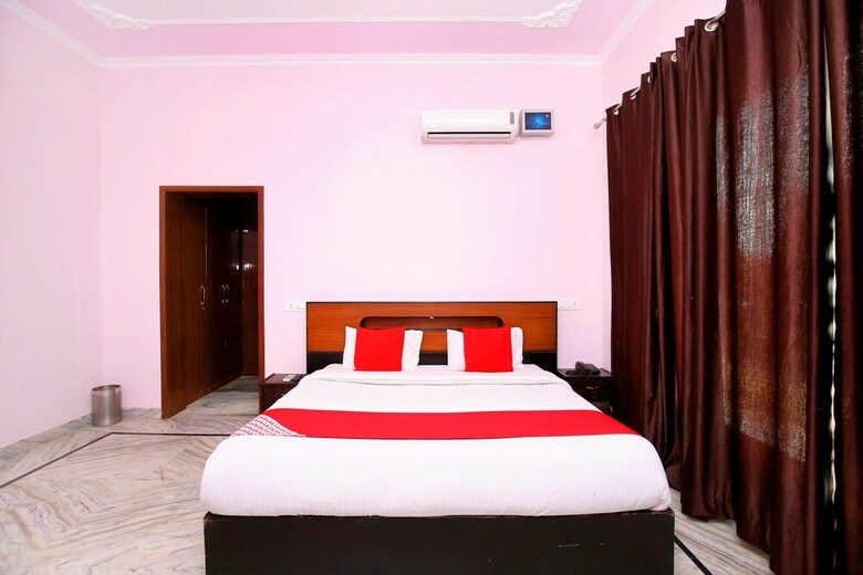 Hotel Oyo 38009 The Sai Villa