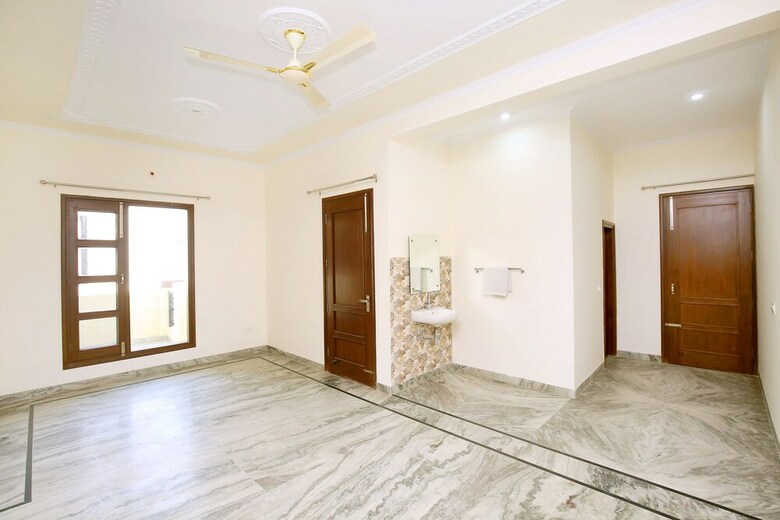 Hotel Oyo 38009 The Sai Villa