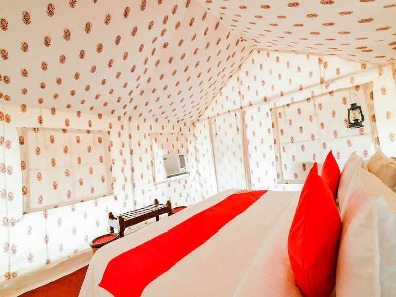 Hotel Oyo 42224 Royal Tent Pushkar