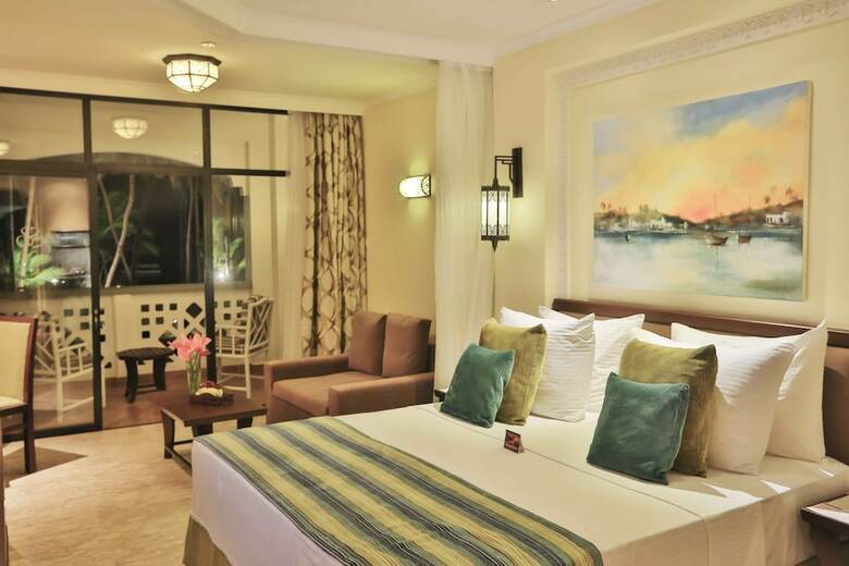 Hotel Sarova Whitesands Beach Resort & Spa