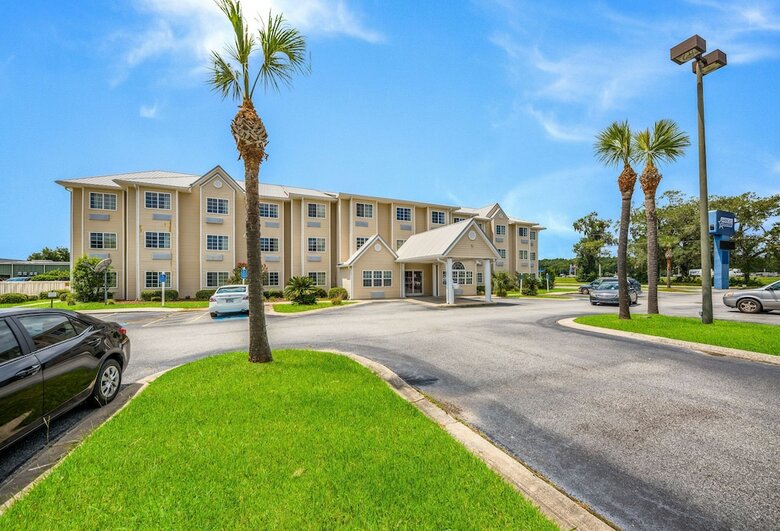 Hotel Microtel Inn & Suites By Wyndham Brunswick