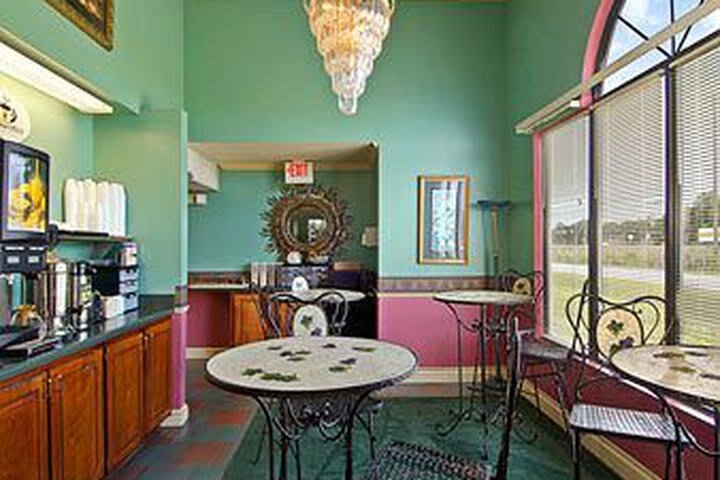 Hotel Microtel Inn & Suites By Wyndham Brunswick