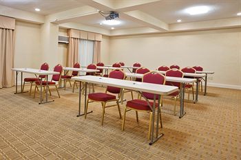Holiday Inn Express Hotel & Suites Hiawassee