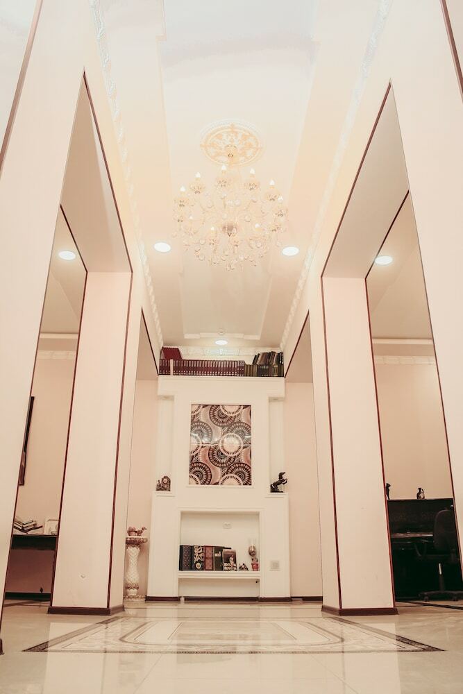 Hotel Navnihol Gold