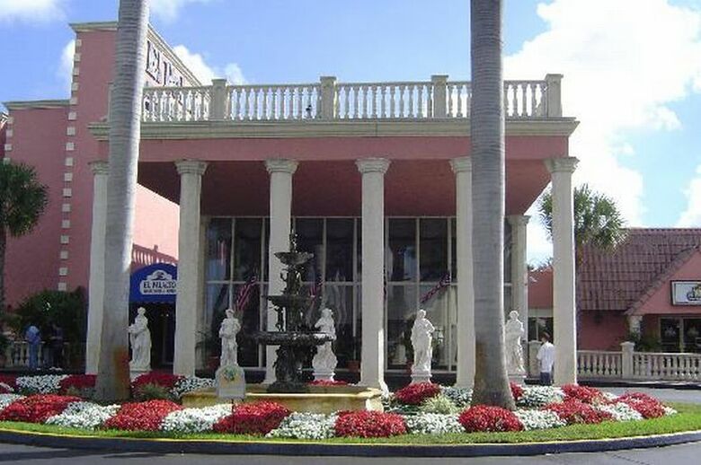 Hotel Roma Golden Glades Resort