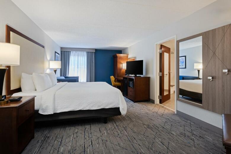 Hotel Holiday Inn Express & Suites Cincinnati Riverfront