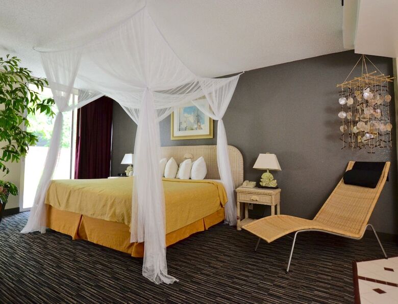 Hotel Quality Inn And Suites Livonia