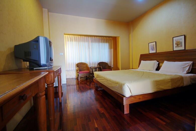 Baanlanna Hotel