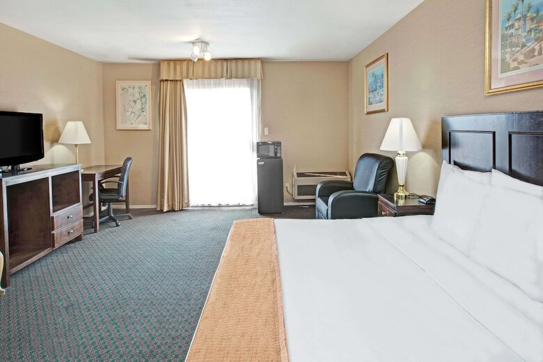 Hotel Howard Johnson By Wyndham Torrance