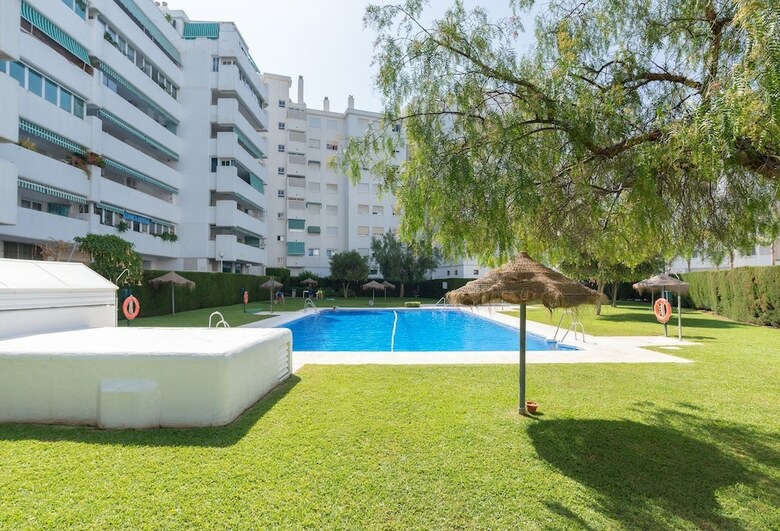Malagasuite Fuengirola Holiday Apartment