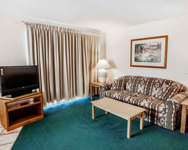 Hotel Quality Inn & Suites Bremerton