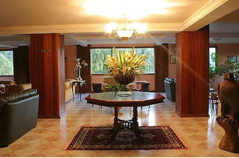 Hotel Ninho Do Falcao