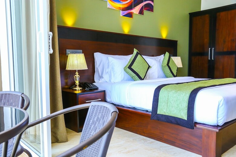 Ruvisha Beach Hotel