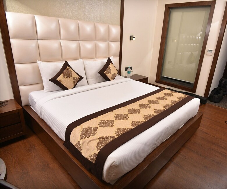 Hotel Sk Grand