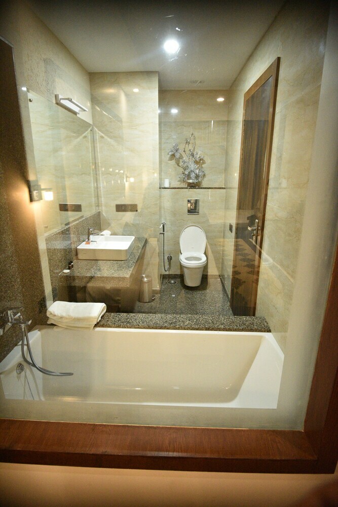 Hotel Sk Grand