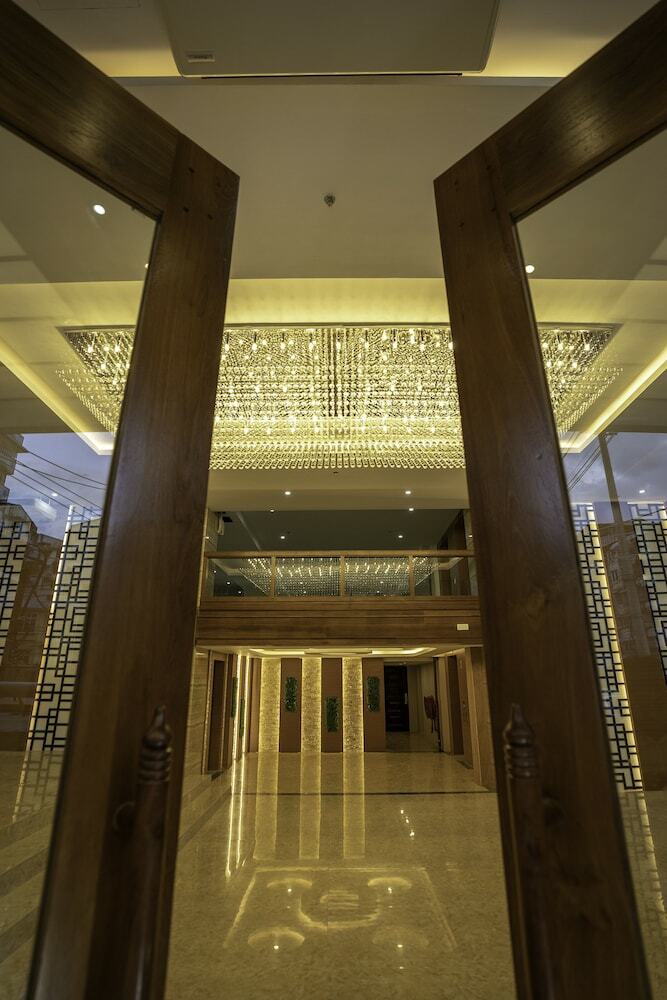 Hotel Sanchaung