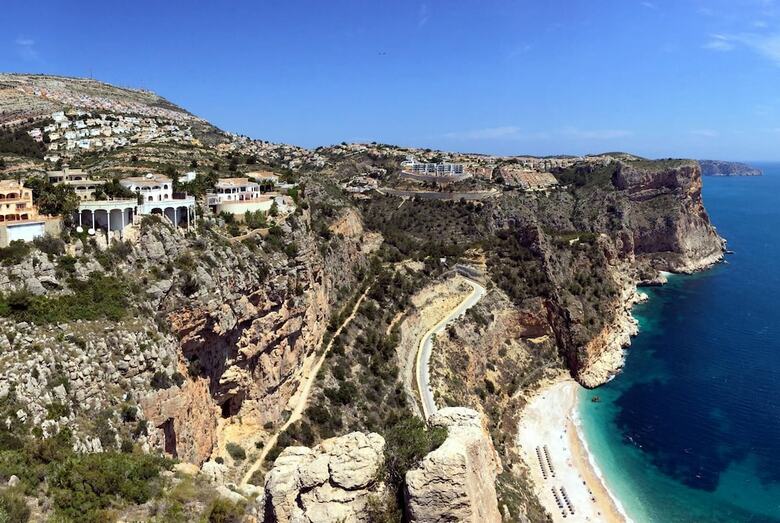 Casa June
