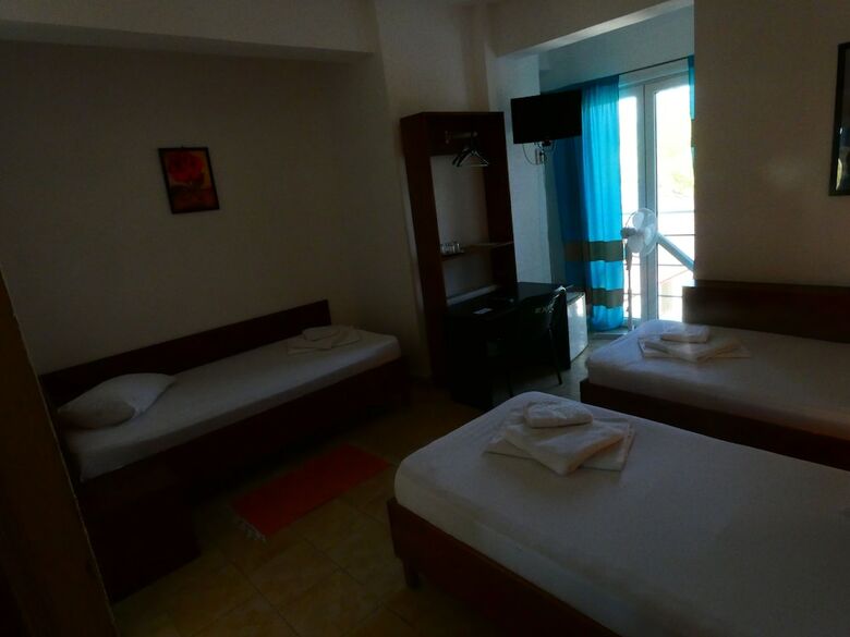 Hostal Taxi Hostel