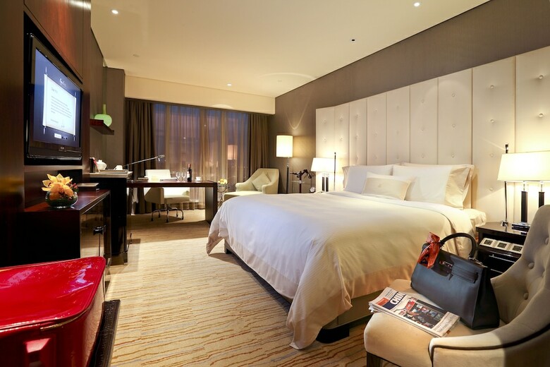 Royal International Hotel