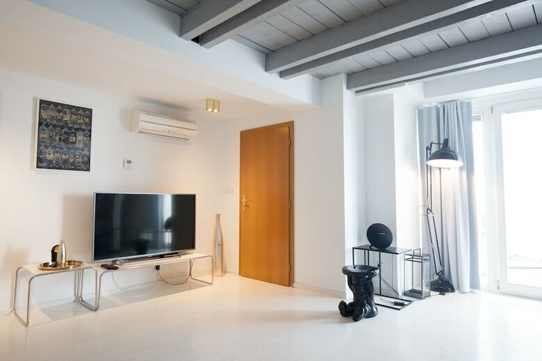 Duplex Apartment With Rooftop Terrace And Castle View