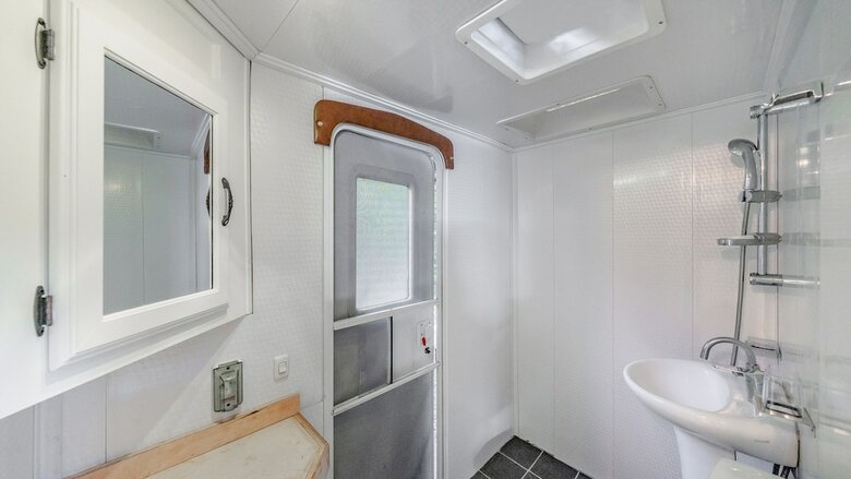 Gapyeong Saeyeon Caravan - Glamping
