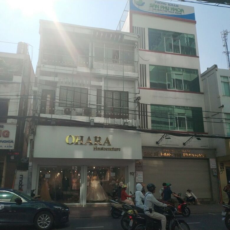 The Six Hotel