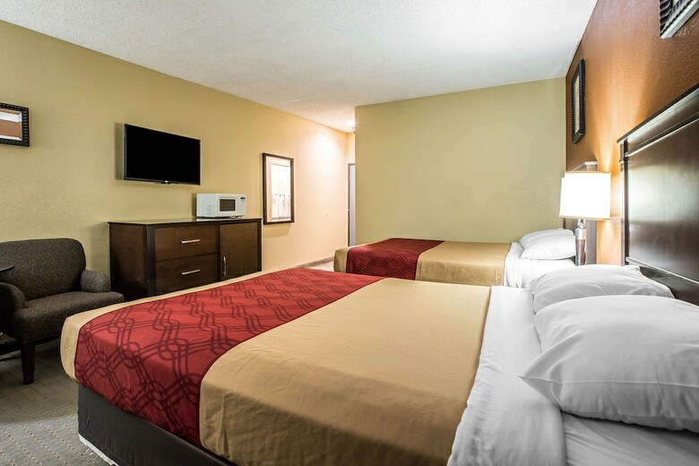 Hotel Baymont By Wyndham Ontario