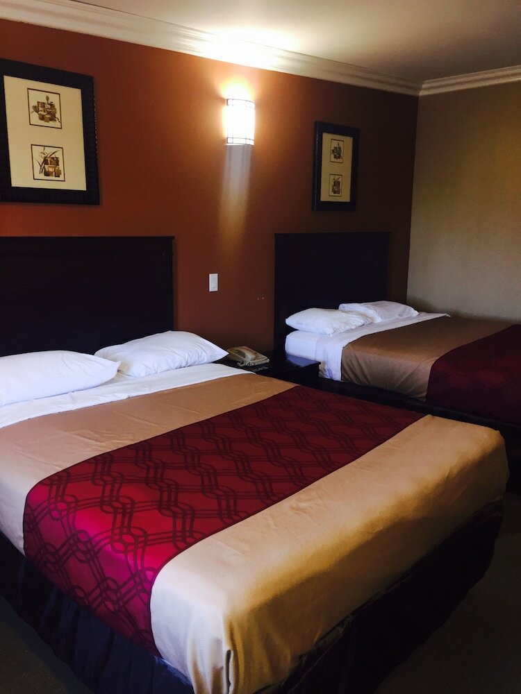 Hotel Baymont By Wyndham Ontario