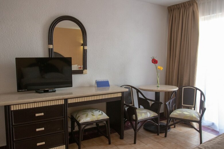 Hotel Qualton Club Ixtapa - All Inclusive