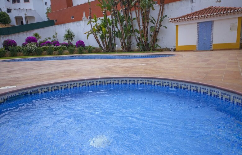 Apartamentos B41 - Windmill Modern With Pool