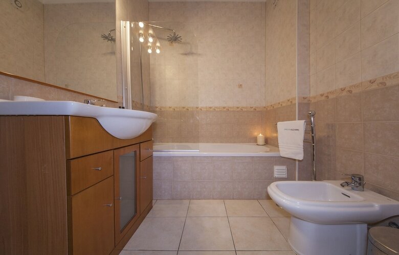 Apartamentos B41 - Windmill Modern With Pool
