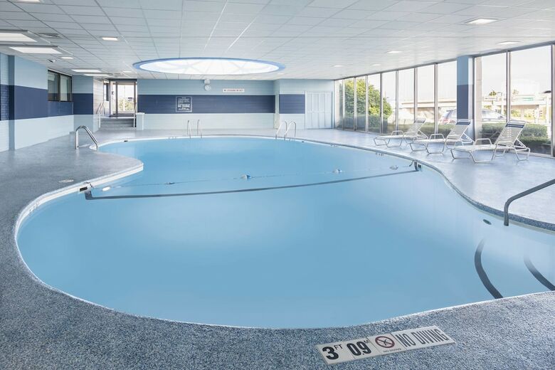 Hotel Four Points By Sheraton Milwaukee Airport