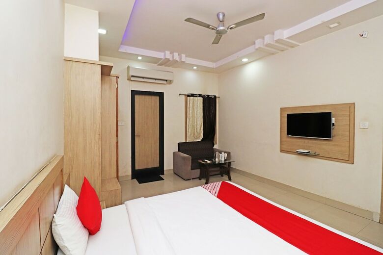 Oyo 6993 Hotel Rk Residency