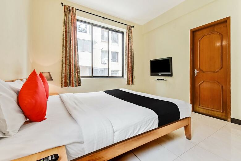 Hotel Capital O 49932 Orchard Suites