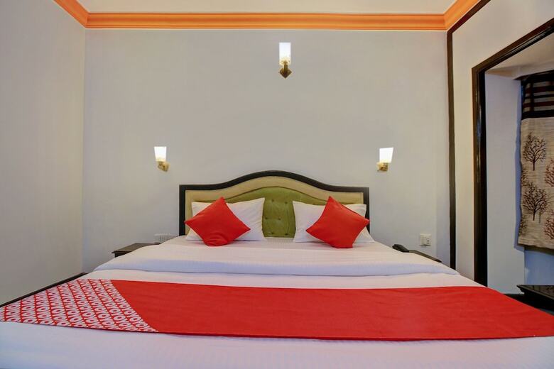 Spot On 47958 Hotel Sapphire Paradise
