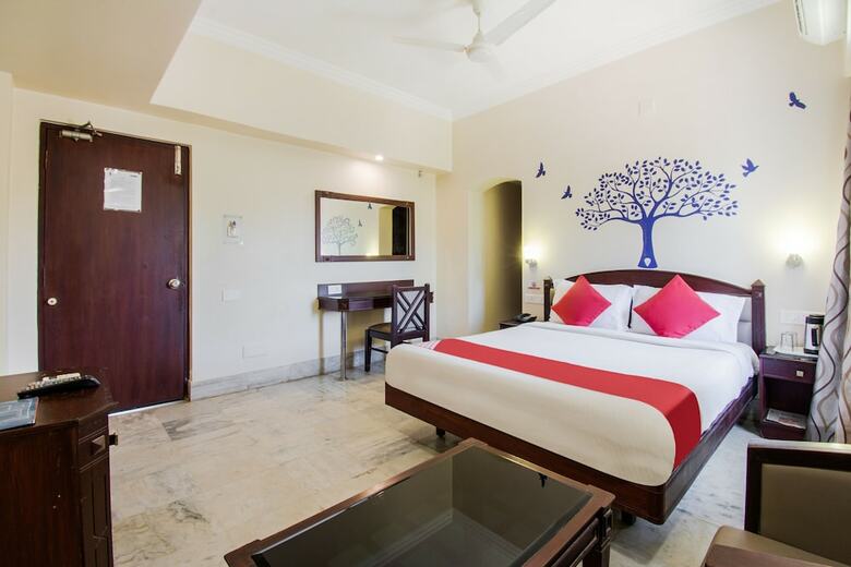 Oyo 48707 Hotel Bhavani Residency