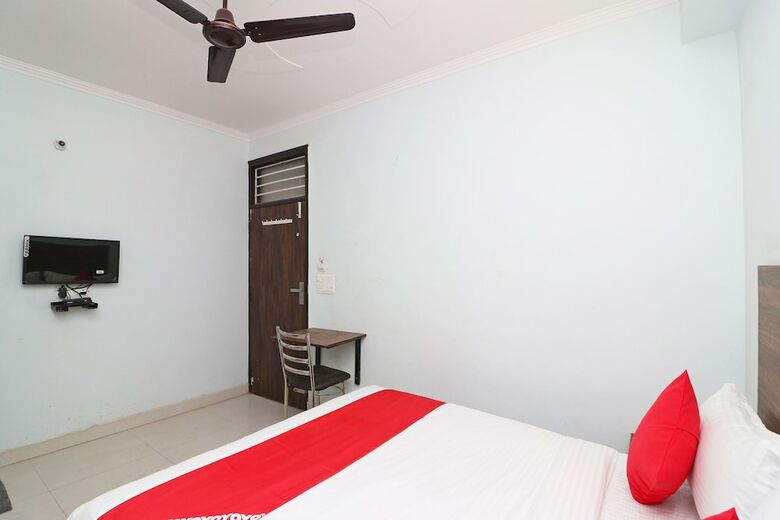 Hotel Oyo Flagship 39600 Sathguru Residency