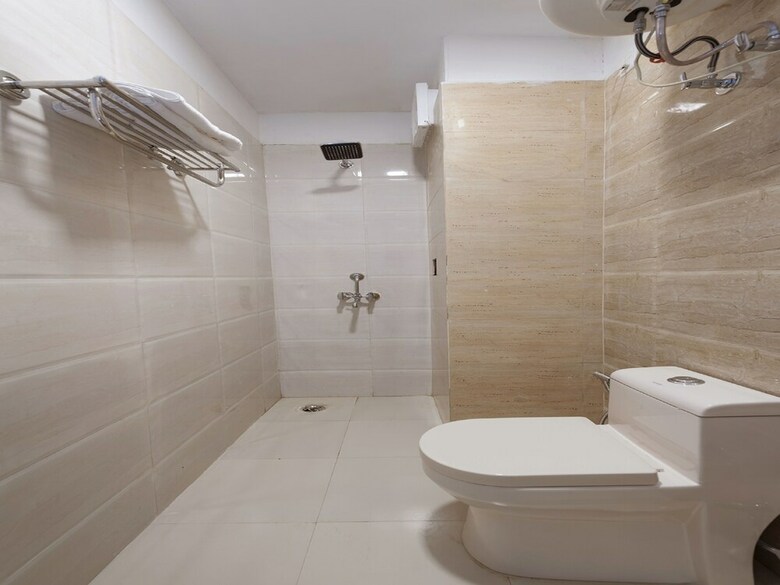 Hotel Collection O 39641 Deoli Road Khanpur