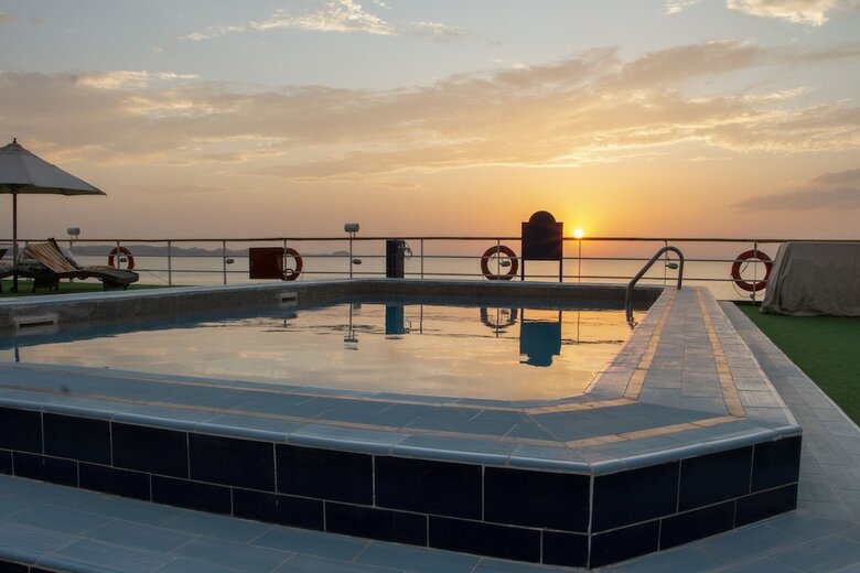 M/s Nubian Sea Lake Cruise